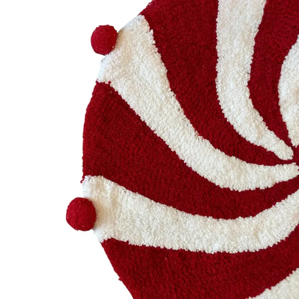Christmas Peppermint Candy Bath Rug 26in Round Red White Holiday Decor NEW